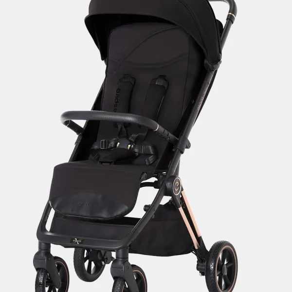 Espiro Flame – Sportwagen in Timeless Black – Ansicht 1